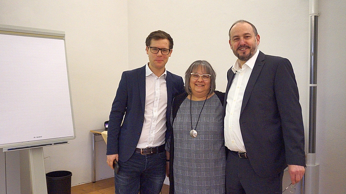 Frederik Hintermayr (Die Linke), Heidi Terpoorten (Bündnis 90/Die Grünen)und Alexander Abt vor der Haushaltsdebatte